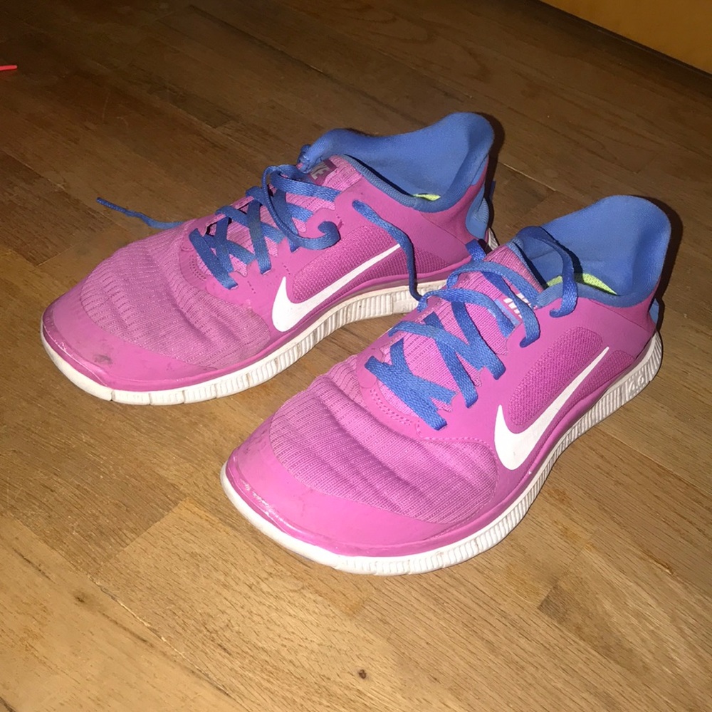 Women’s Nike free run 4.0